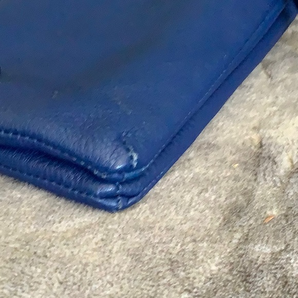 Halston Heritage Blue Leather Zipper Crossbody Bag - Picture 12 of 13